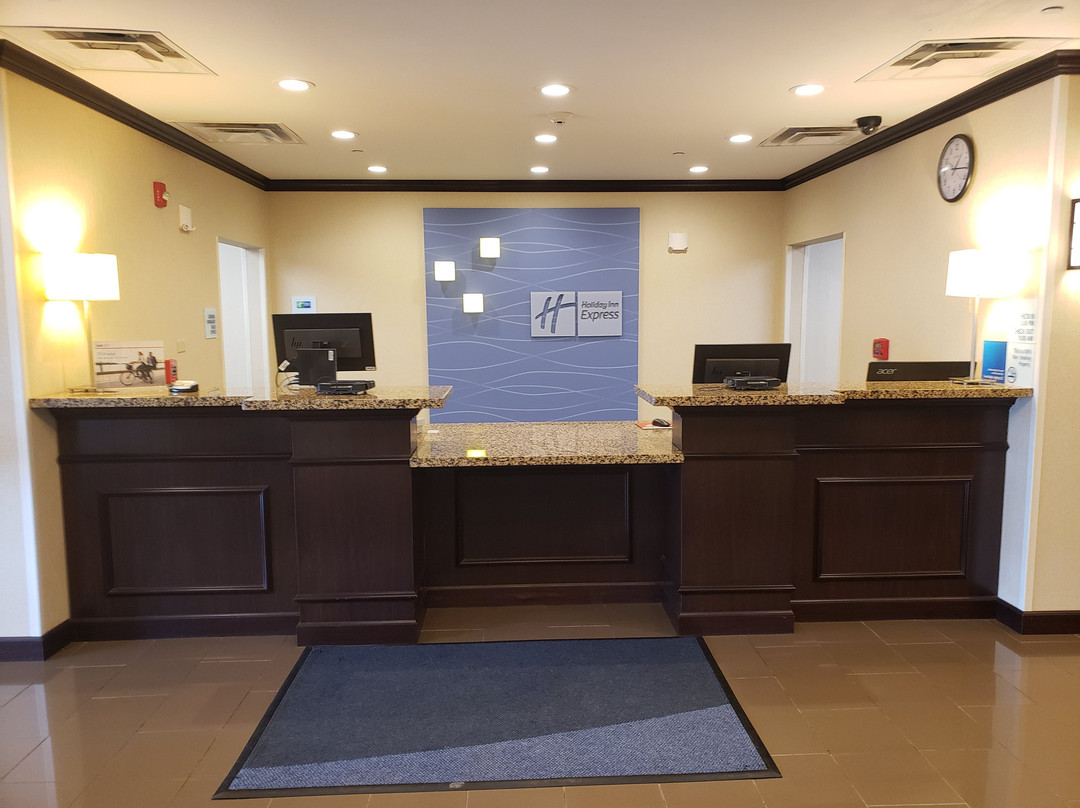 Holiday Inn Express & Suites Cambridge By IHG主图