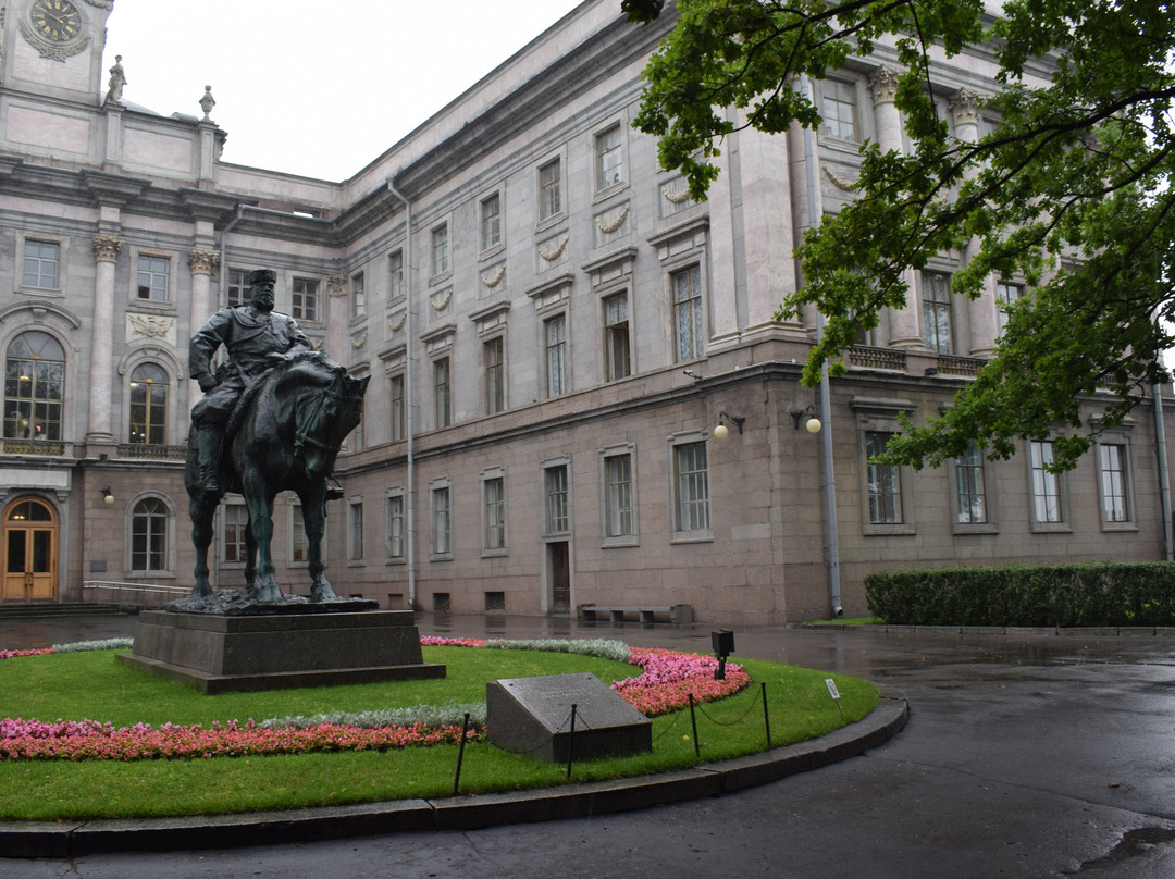 Alexander III Monument景点图片