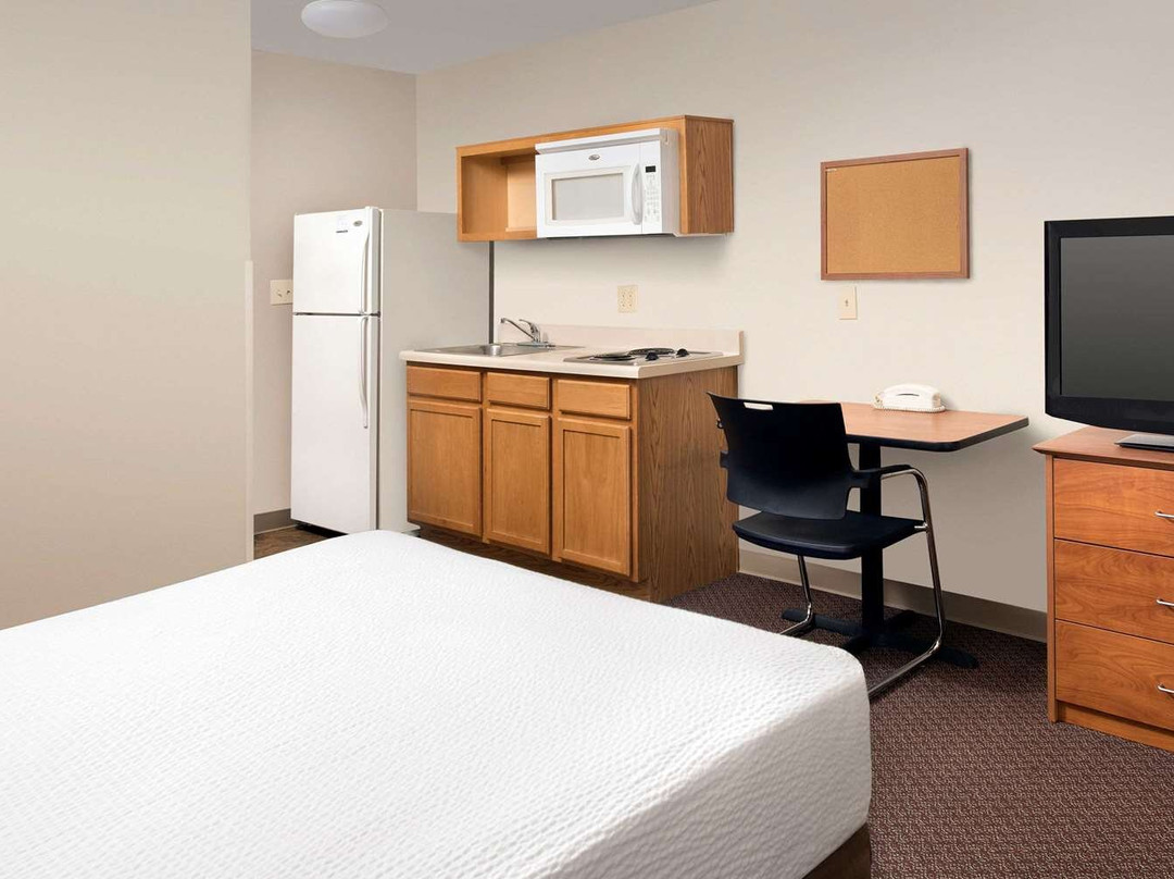 WoodSpring Suites Champaign Urbana主图