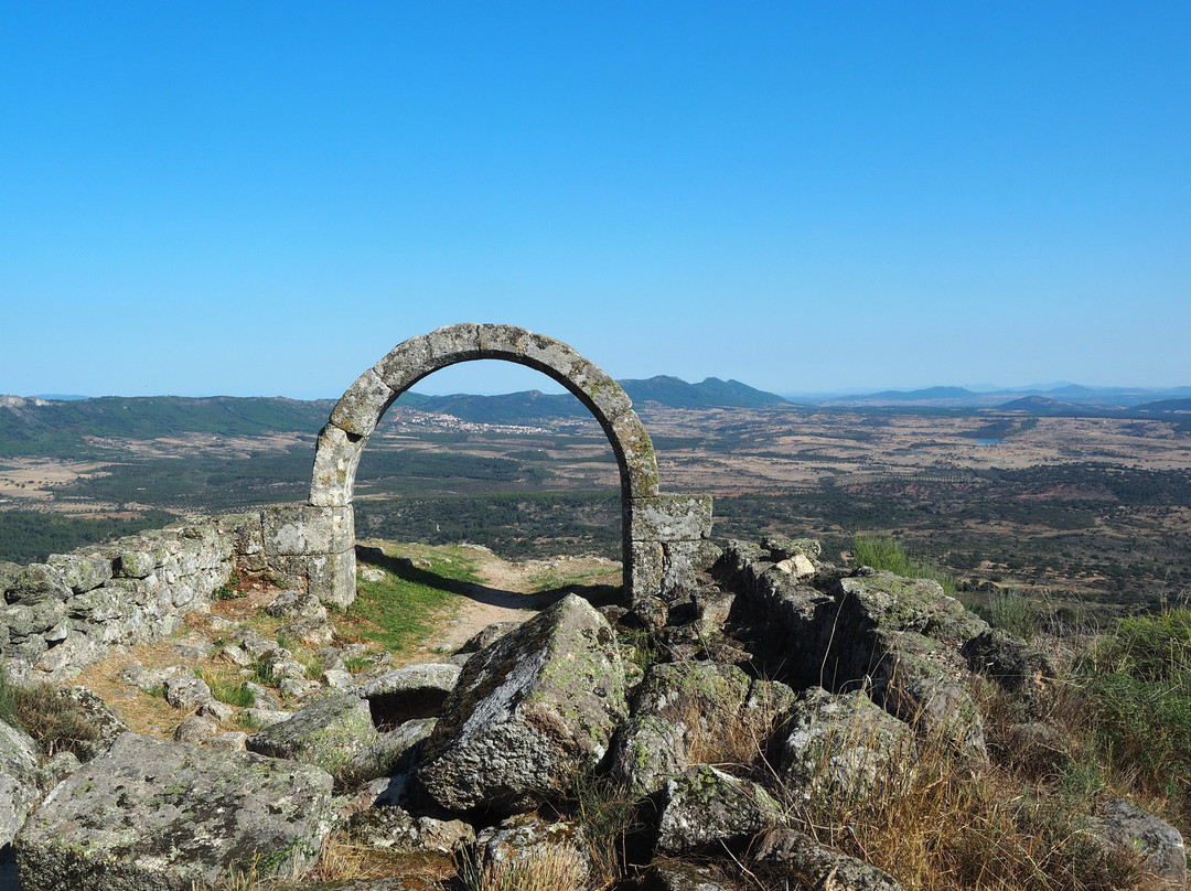 Castelo de Monsanto景点图片