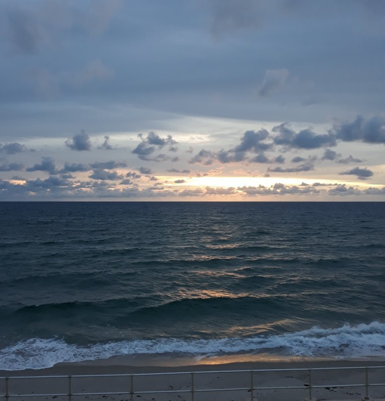 Sunrise Ocean Suites主图