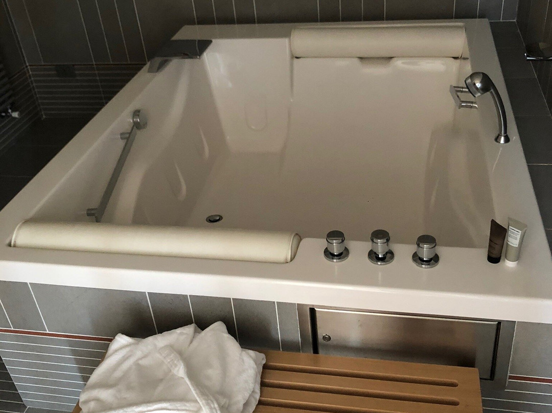 Cascina Langa Space主图