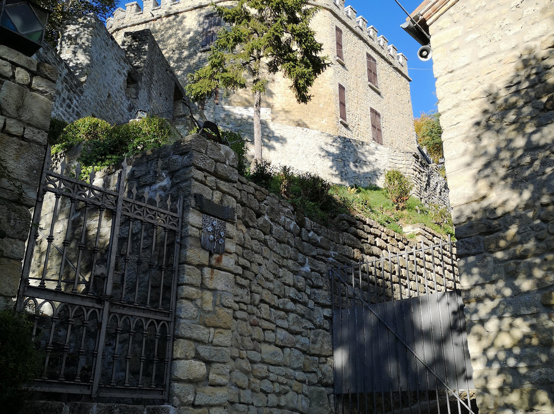 Castello di Pietragavina景点图片