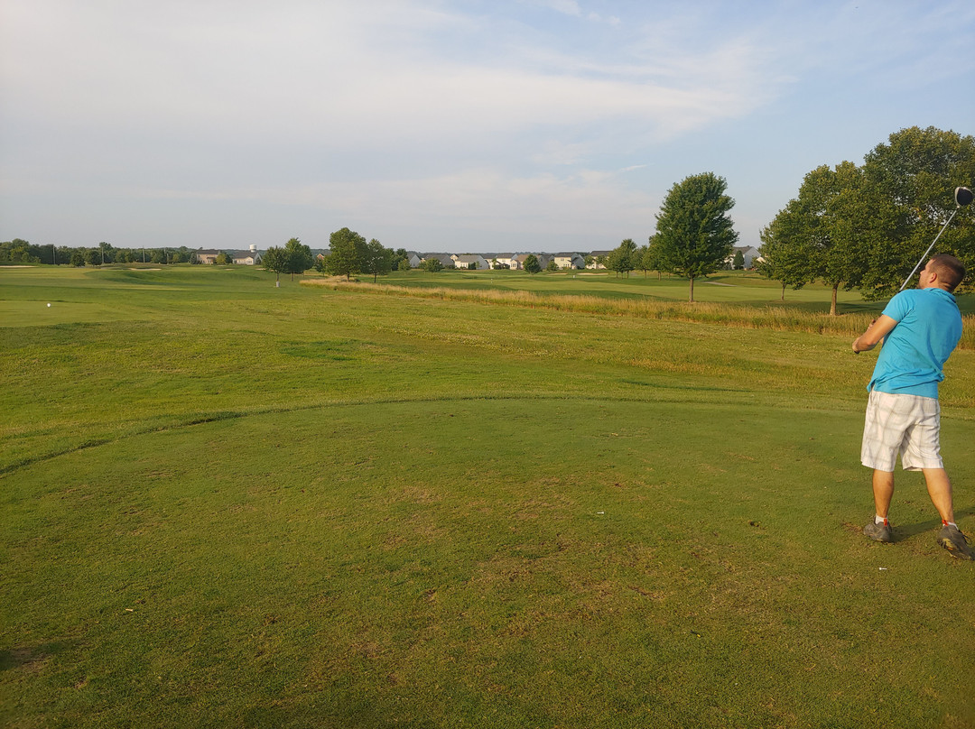 Ridge Top Golf Course景点图片