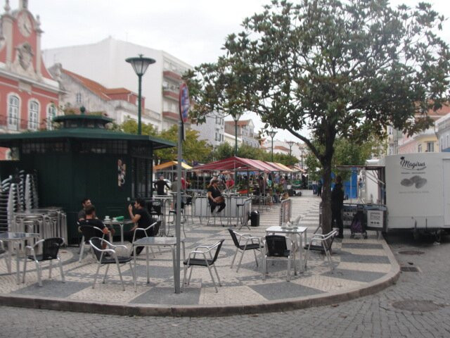 Praça da República-Caldas da Rainha必去景点