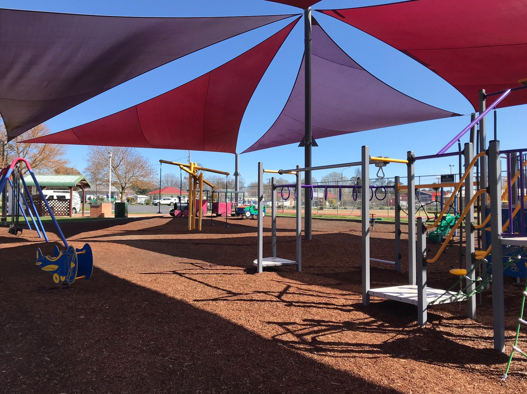 Heritage Park Adventure Playground景点图片