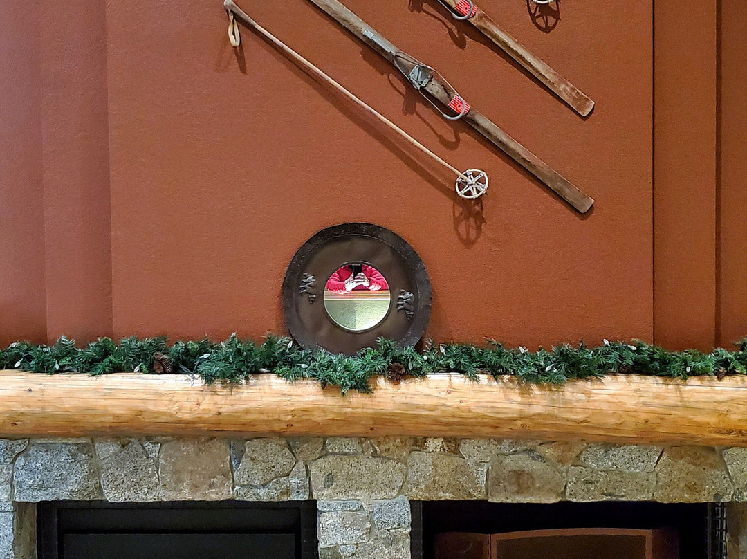 Palisades Tahoe Lodge主图