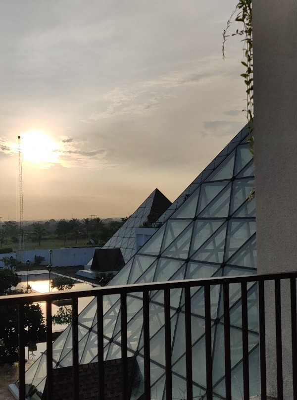 Aarya Lords Club & Resort主图