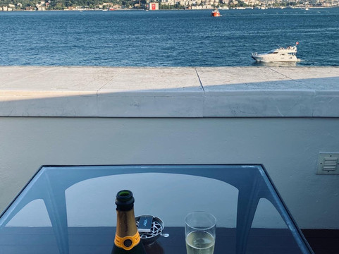 伊斯坦布尔博斯普鲁斯海峡四季酒店主图