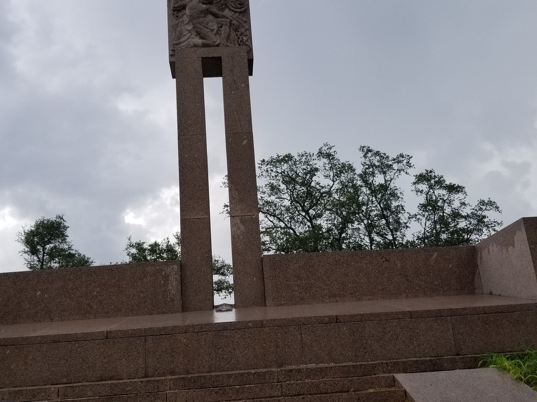 Fannin Memorial Monument-Goliad必去景点