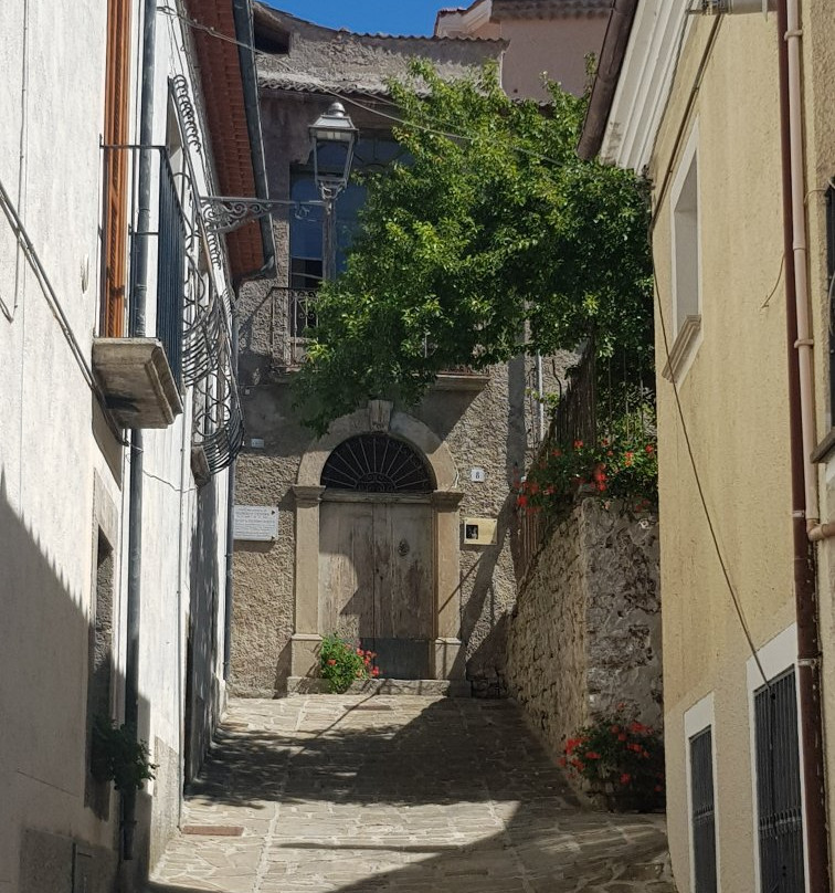 Ruderi del Castello di Sasso di Castalda景点图片
