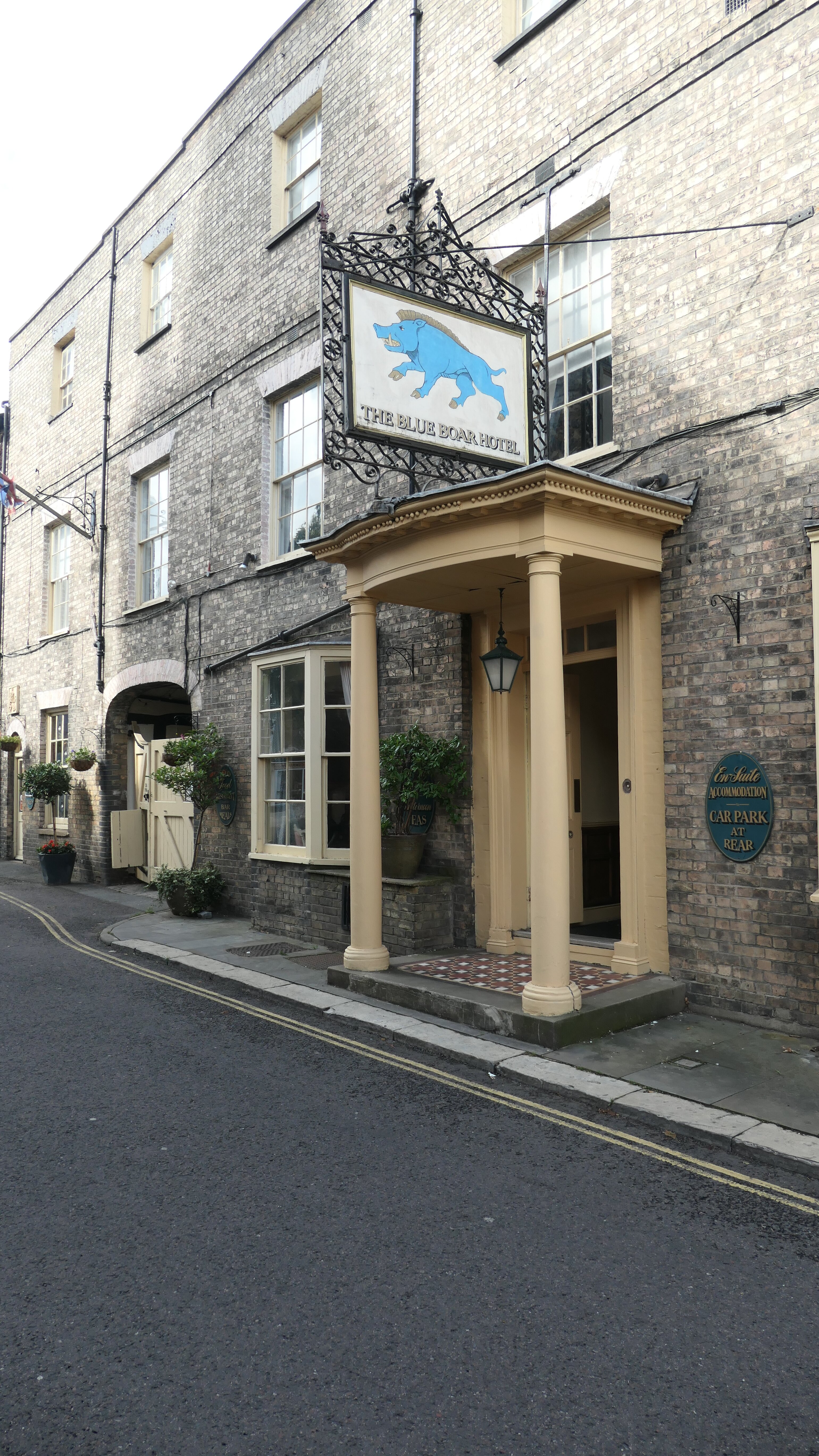 Blue Boar Hotel-浴室