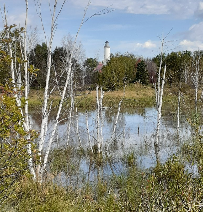 Tawas Point Lighthouse景点图片