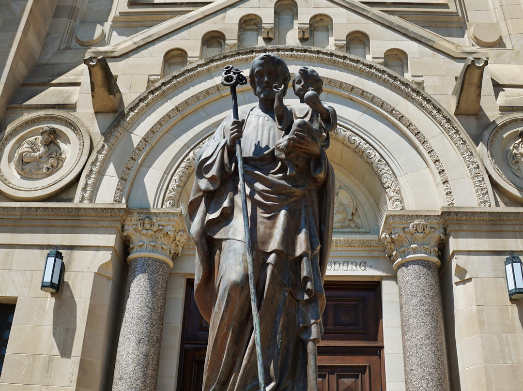 St. Joseph Cathedral-苏福尔斯必去景点