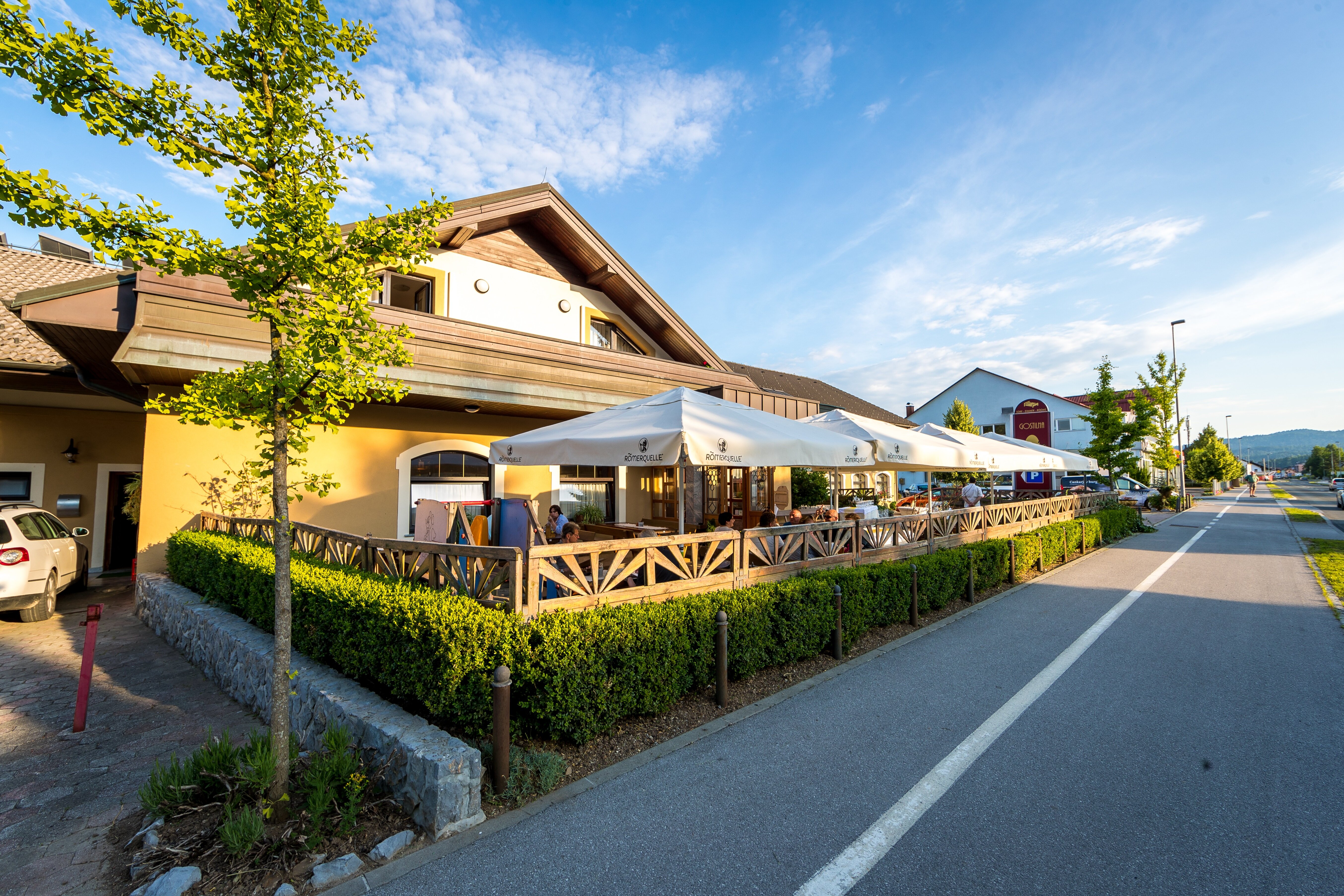 Guest House Bajc-官方