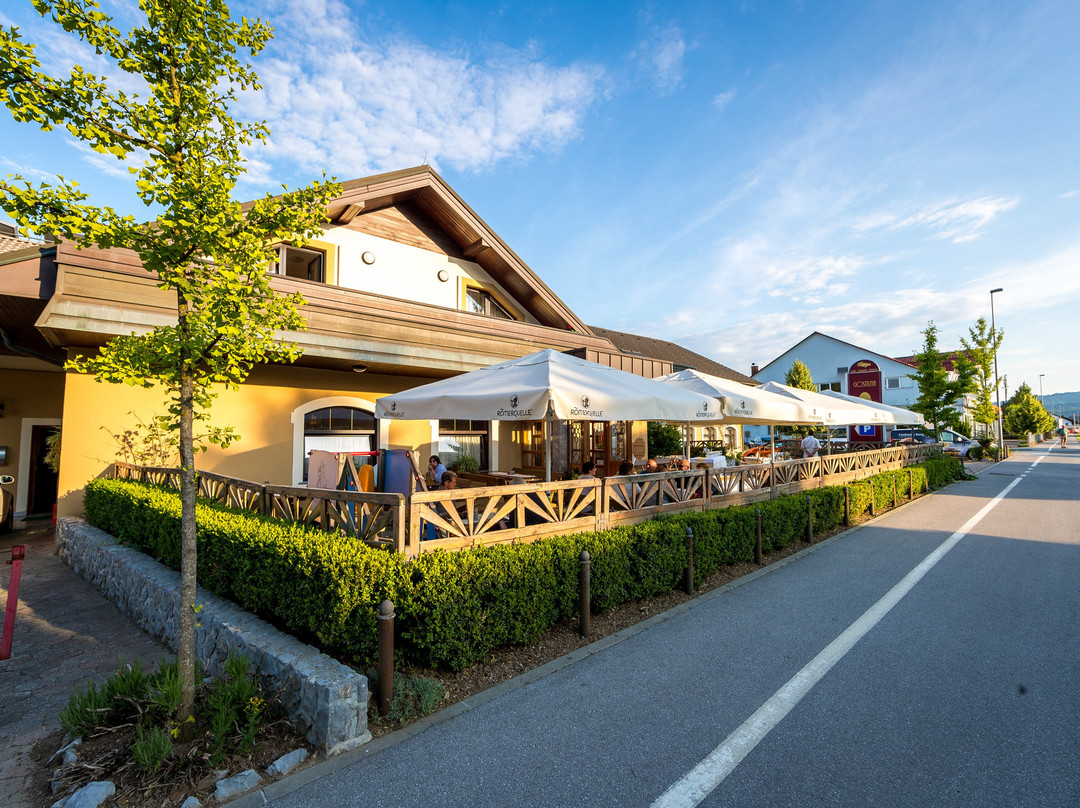 Log pri Brezovici酒店住宿-Guest House Bajc