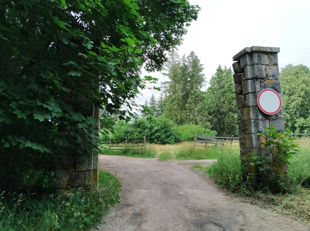 Manor of the Plyatery