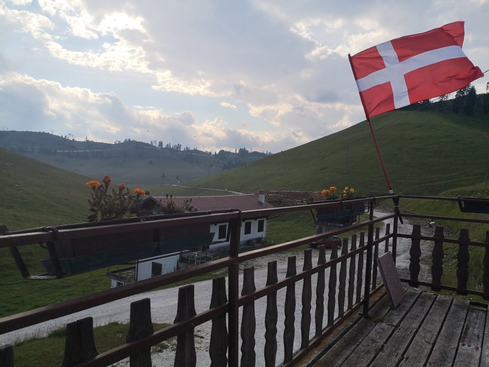 Rifugio Valmaron主图