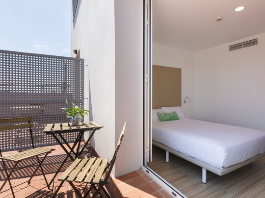 巴塞罗那时尚客房酒店主图