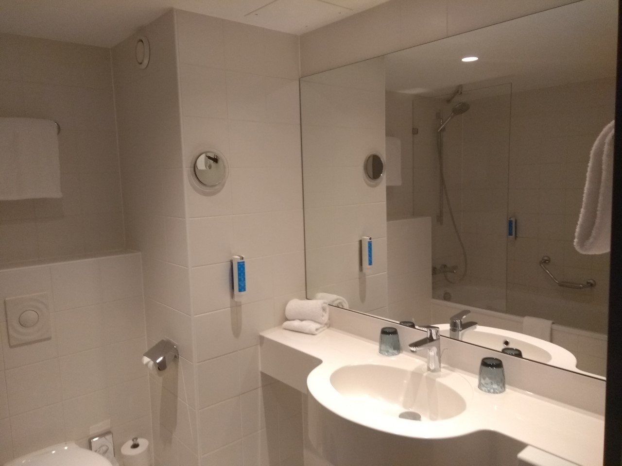 伍珀塔尔温德姆维也纳之家简易酒店-浴室