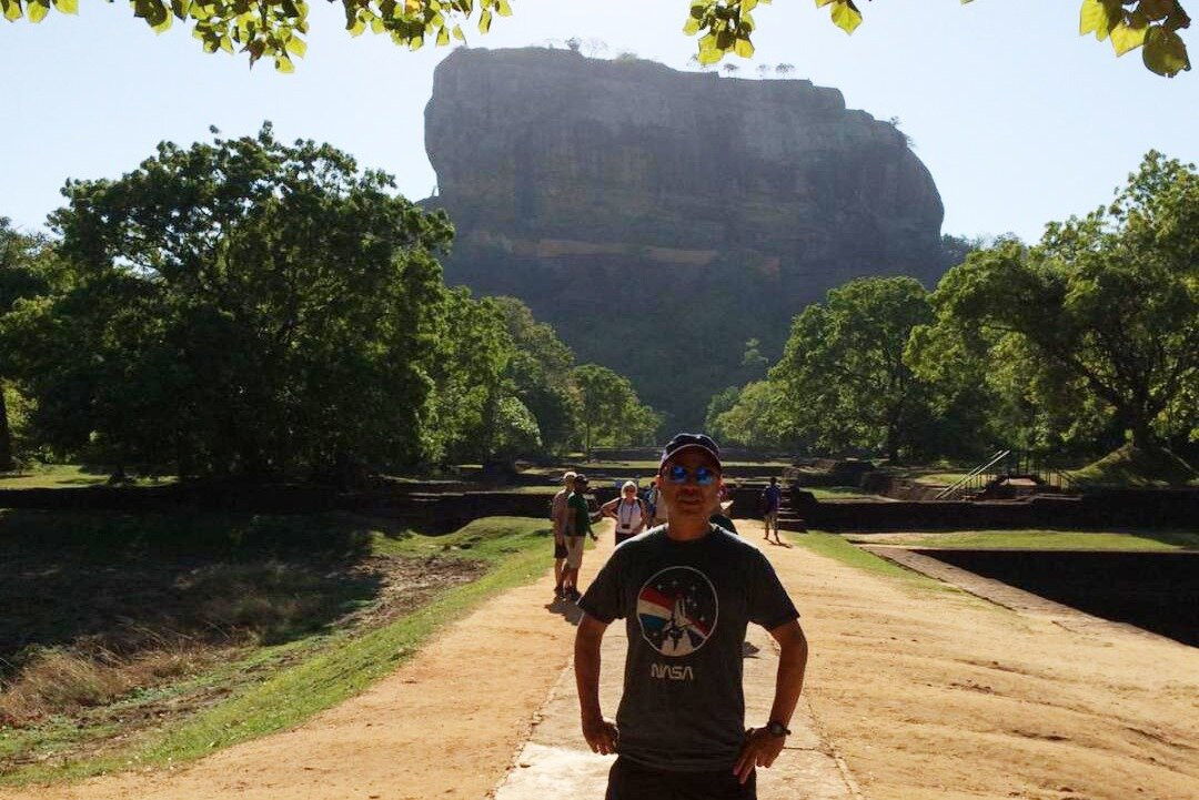 Holidays 69-康提必去景点