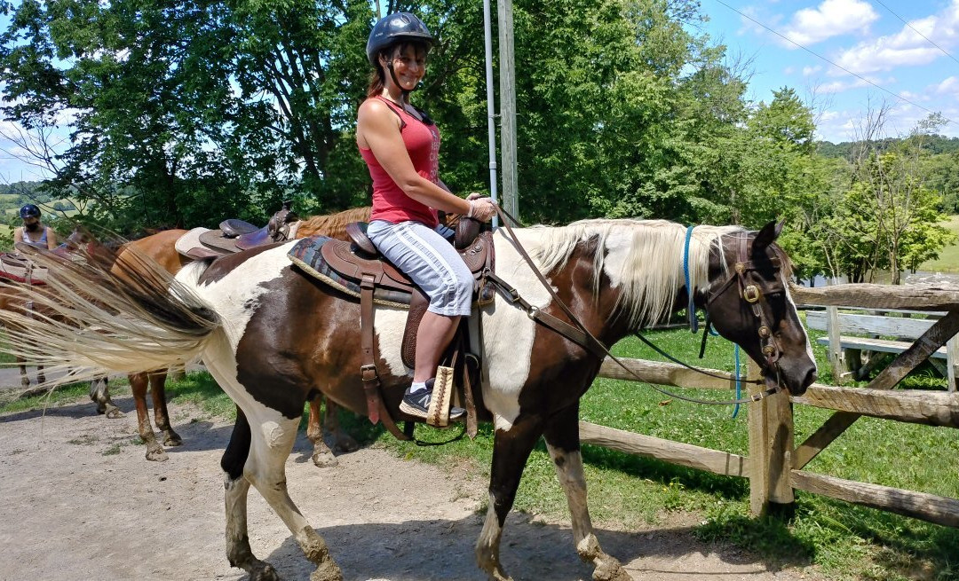 Amish Country Riding Stables-Millersburg必去景点