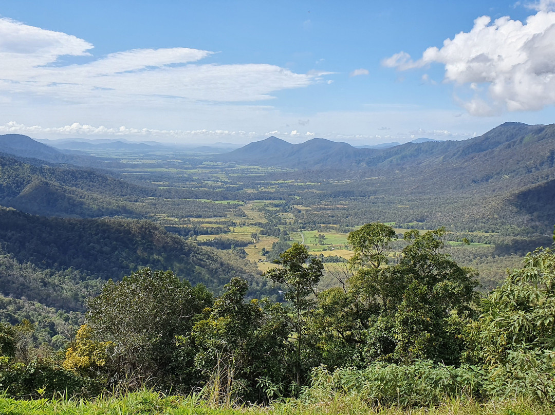 Eungella Chalet主图