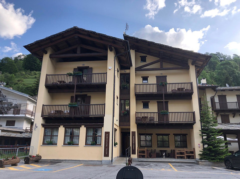 瑟格欧维亚小屋酒店主图