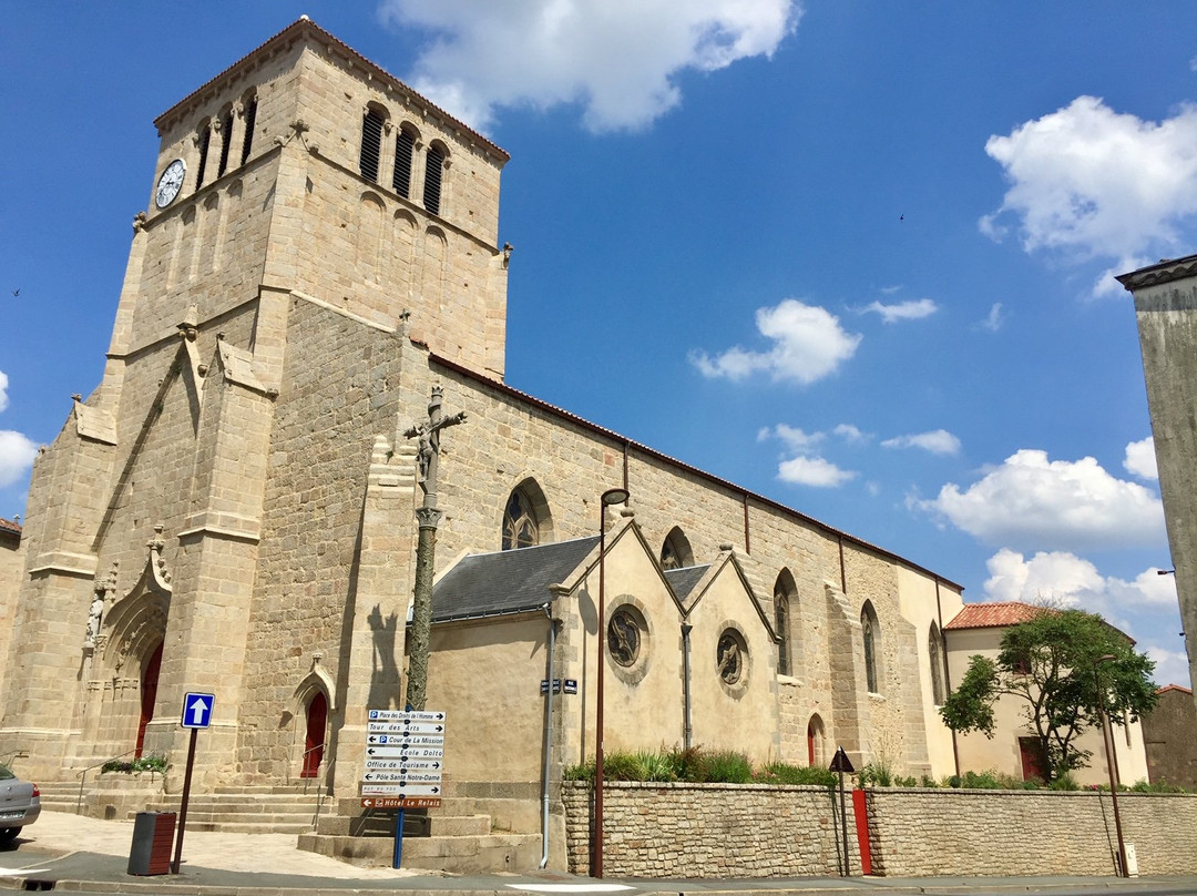 Eglise Saint Pierre景点图片
