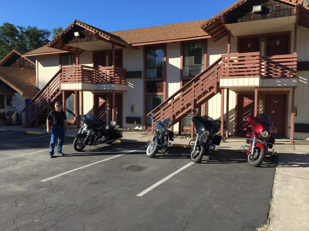 Jamestown Railtown Motel主图