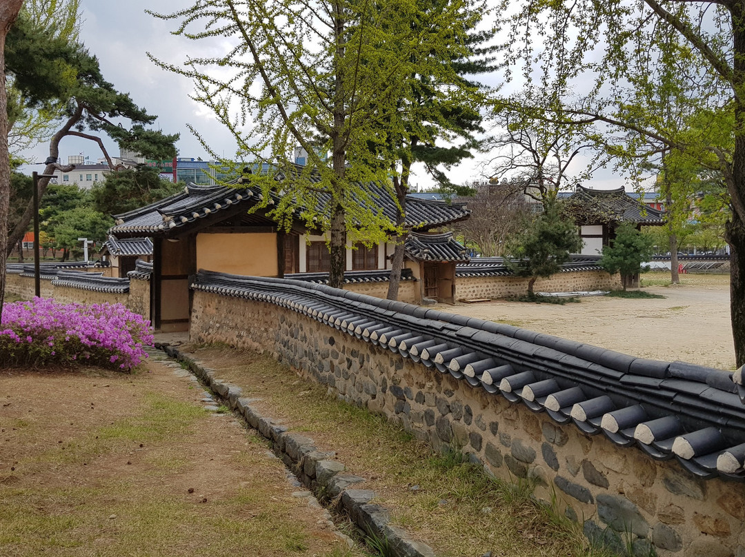 Hoedeok Dongchundang-大田必去景点