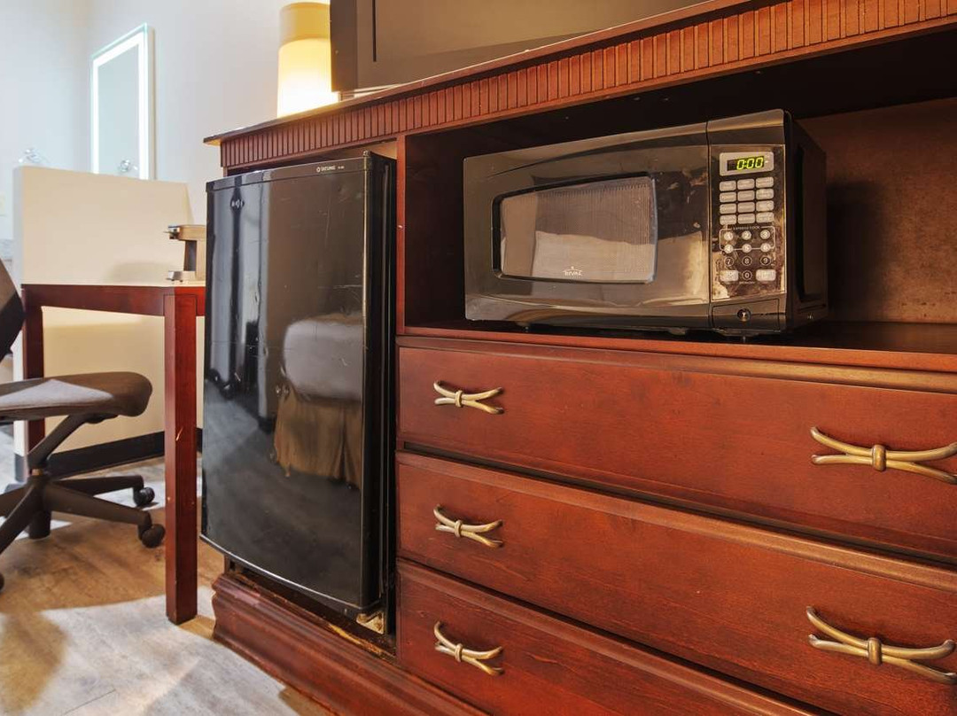 SureStay By Best Western Orange主图