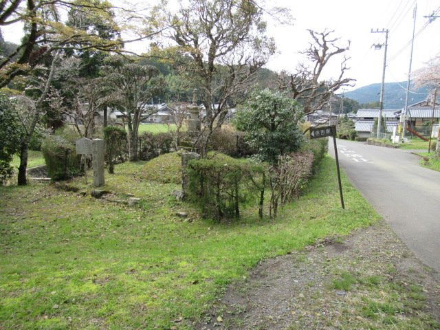 Shinzei Nyudo Mound景点图片