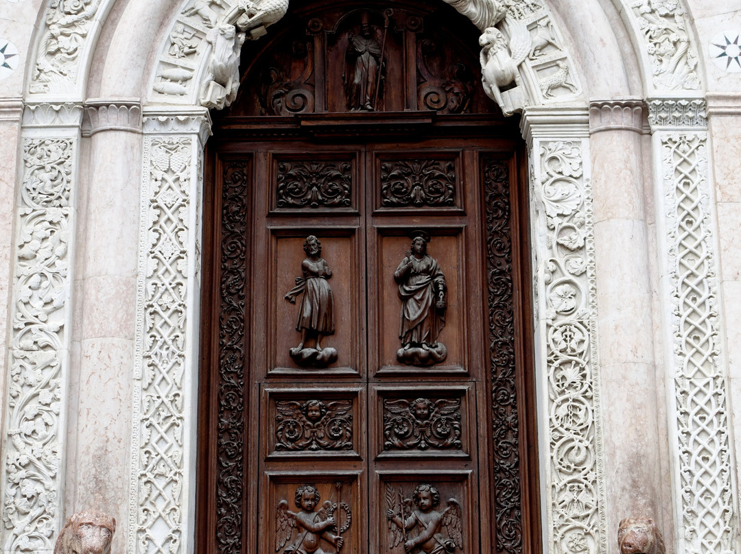 Cattedrale di San Feliciano景点图片