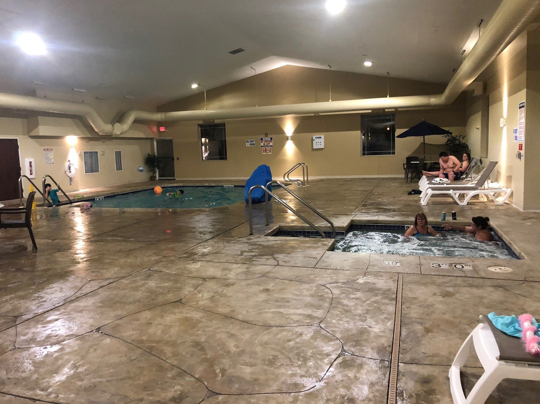 Comfort Suites Lake Geneva East主图