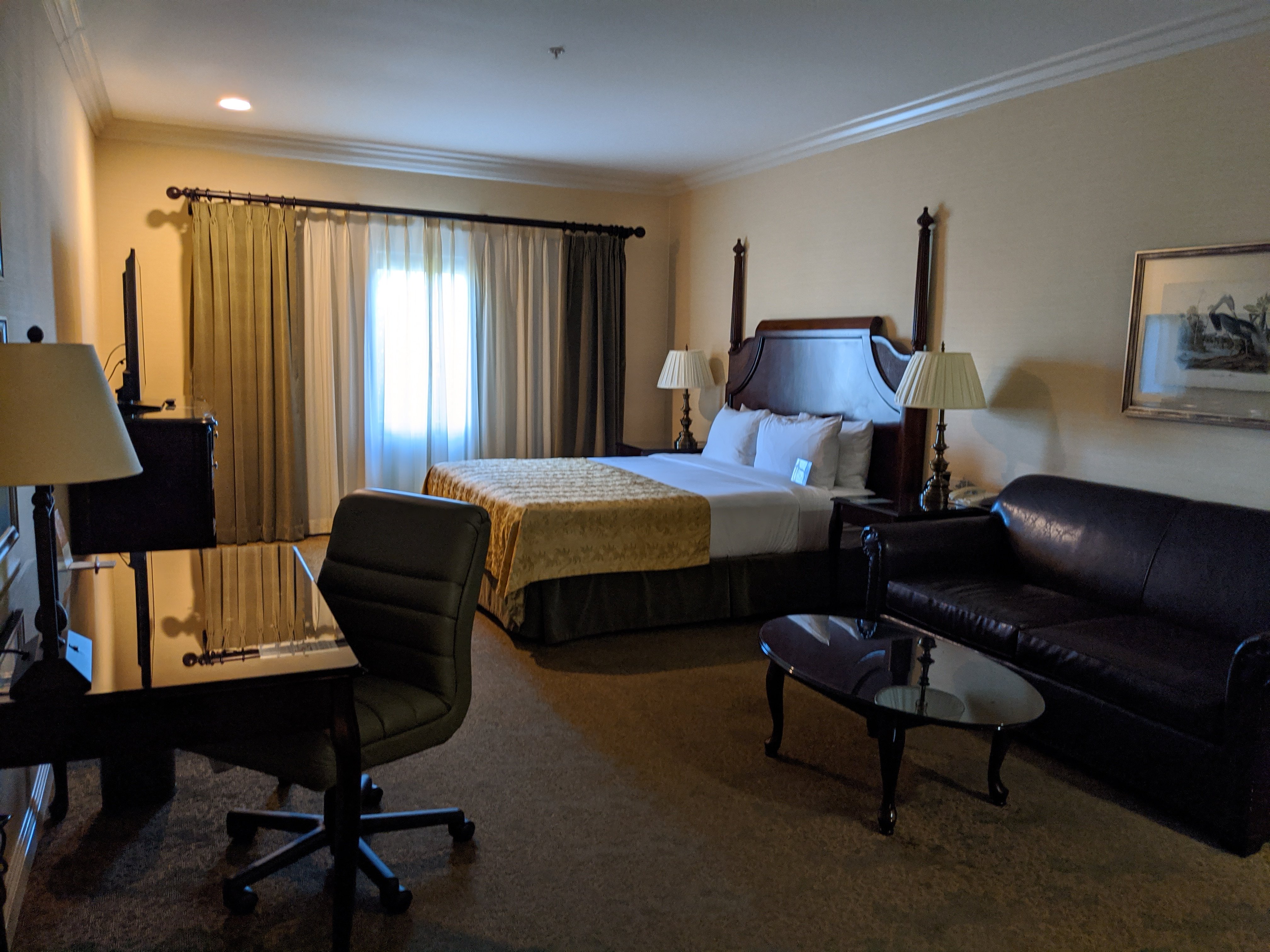 艾尔钻石吧套房套房酒店-官方