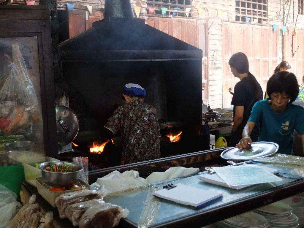 Ban Mai Market-北柳必去景点