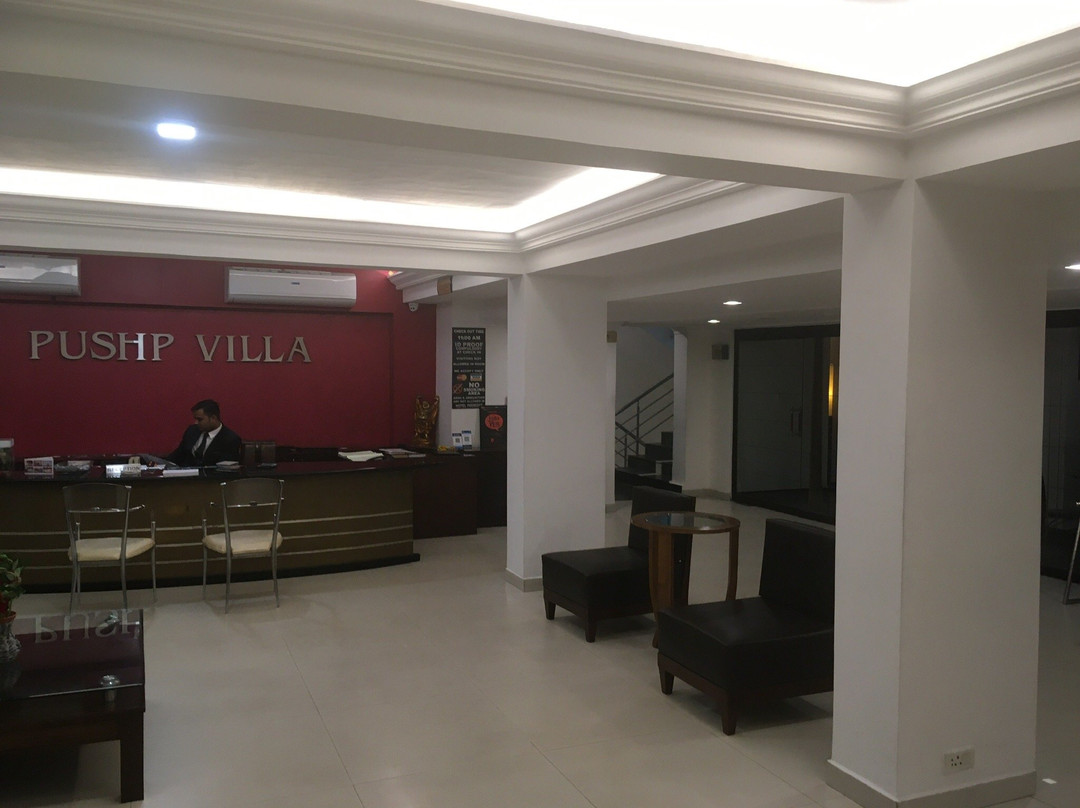 普什别墅酒店主图