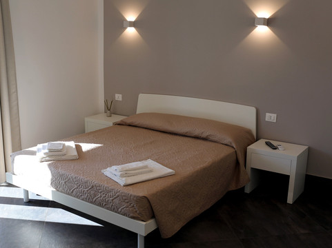 阿登西亚民宿主图