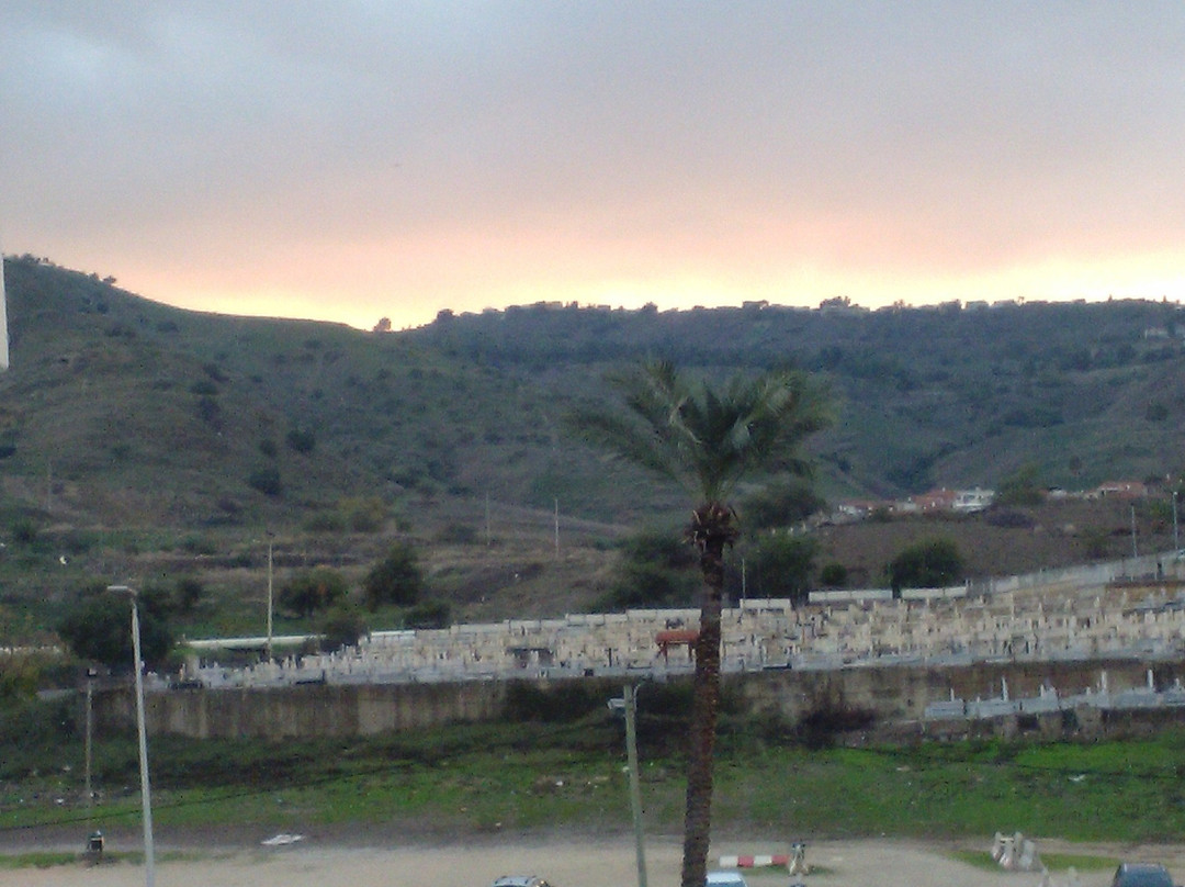 盖海滩酒店主图