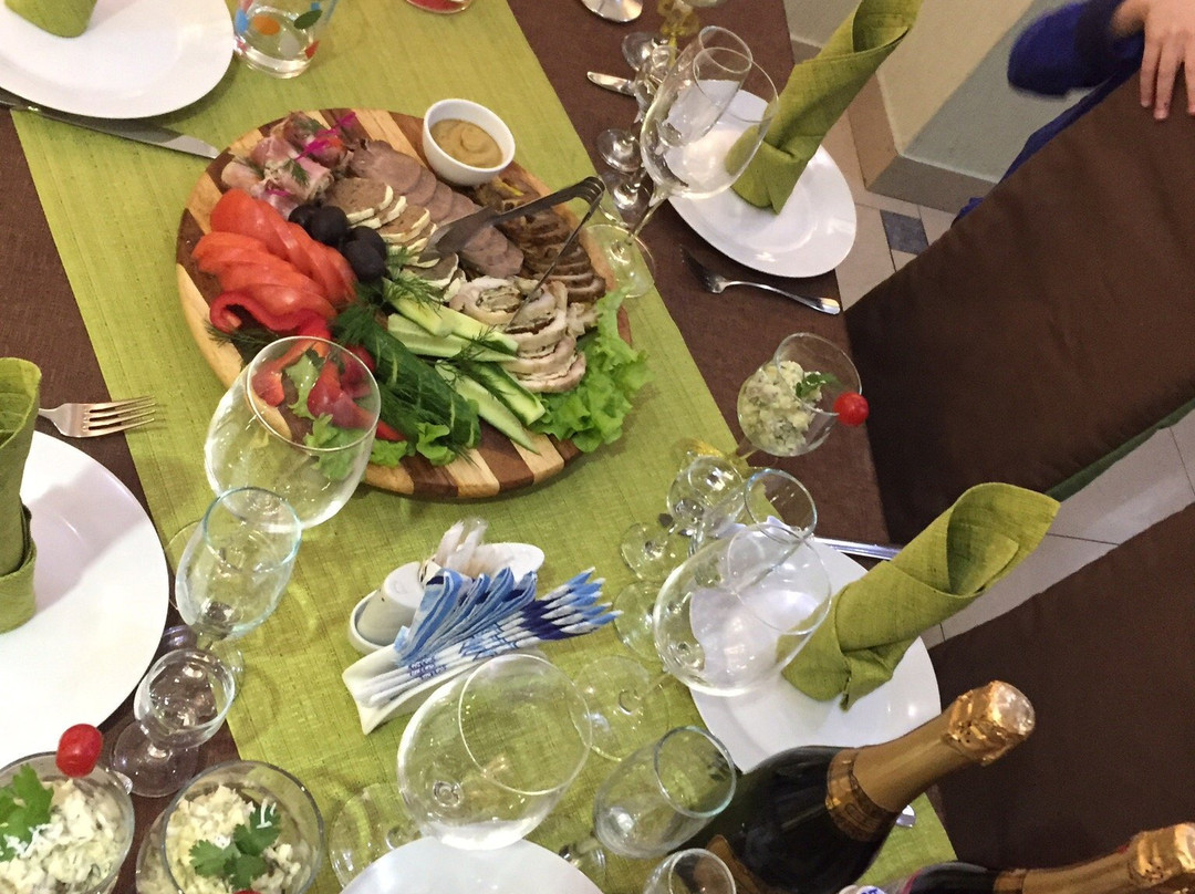 Adelfiya Hotel主图