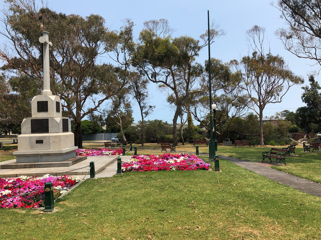 Mornington Memorial Park景点图片