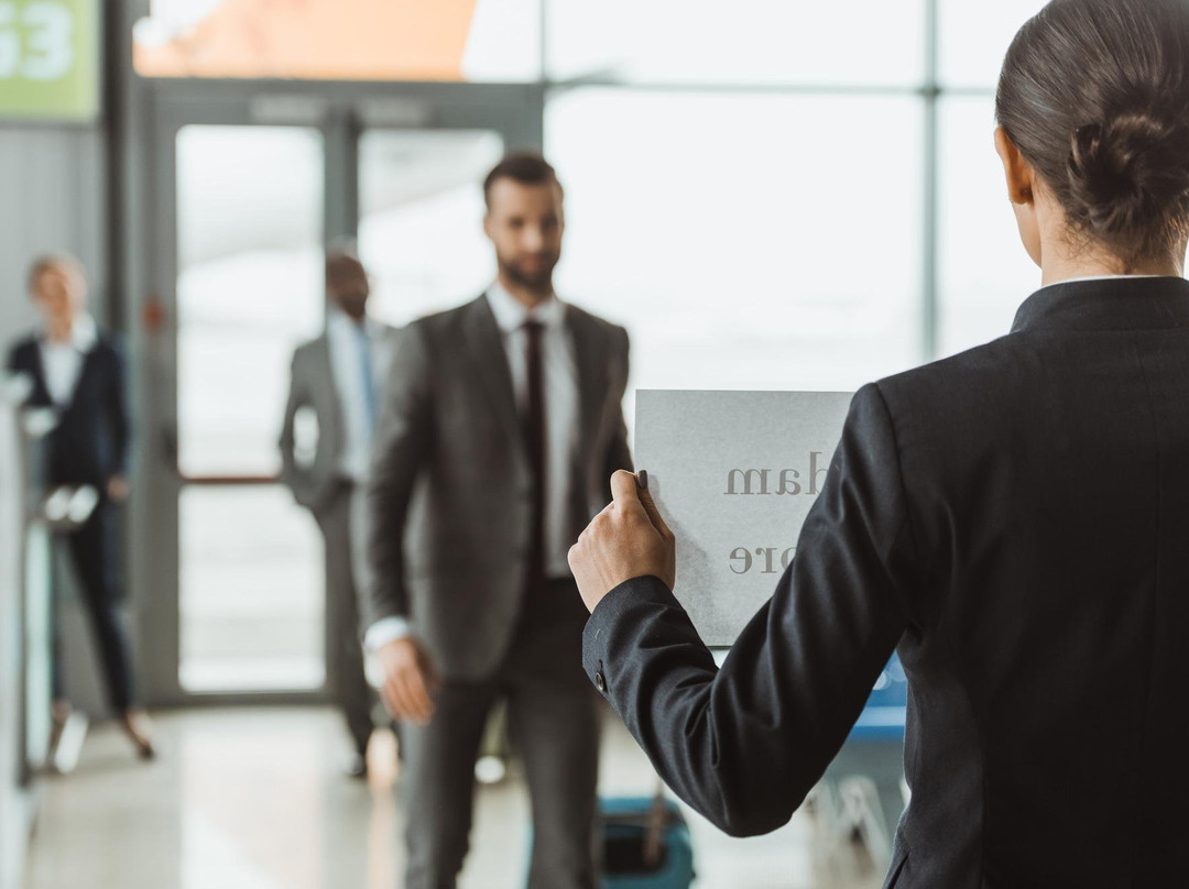 RapidShuttle Tours and Transfers.-洛杉矶必去景点