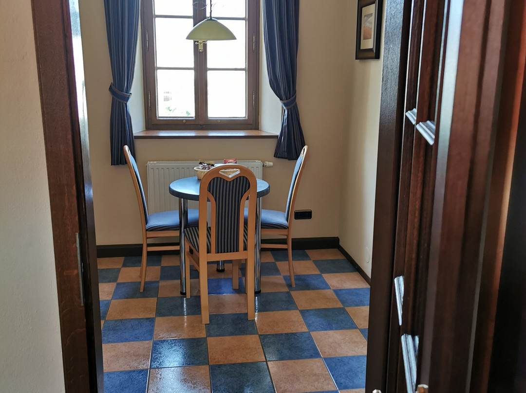 Octárna hotel a restaurant主图