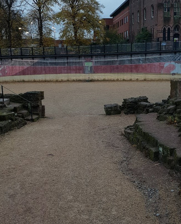 Roman Tours-切斯特必去景点