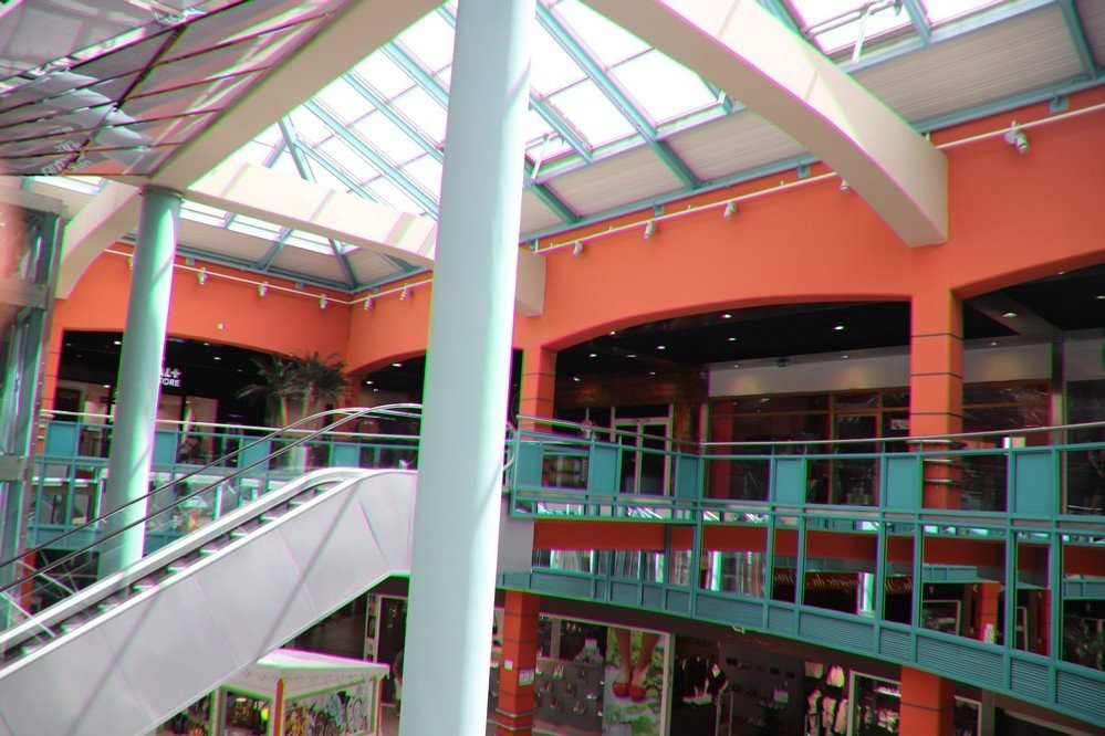 Cour Perrinon-法兰西堡必去景点