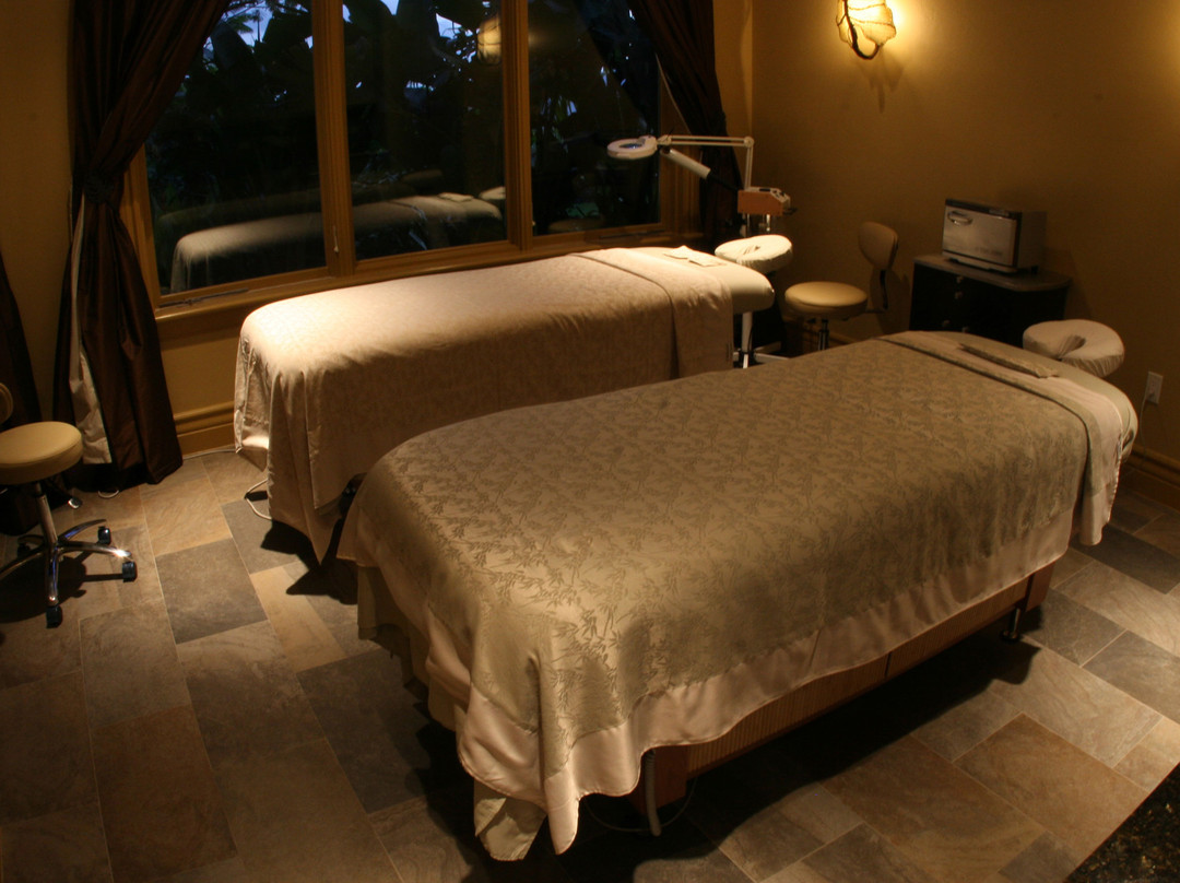 Rolleville旅游景点-SeaStar Spa