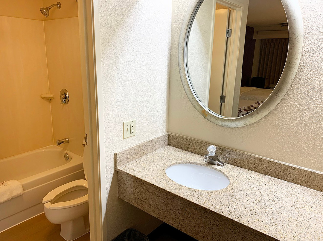 Westlake酒店住宿-Red Roof Inn Cleveland - Westlake