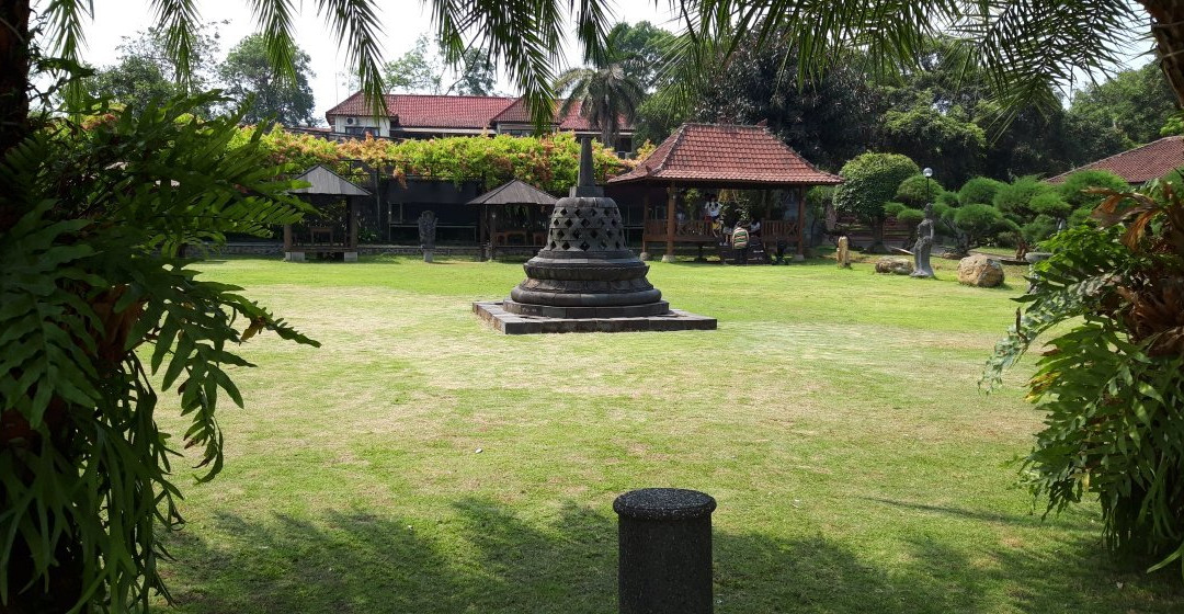 Agro Tawon Wisata Petik Madu-Lawang必去景点