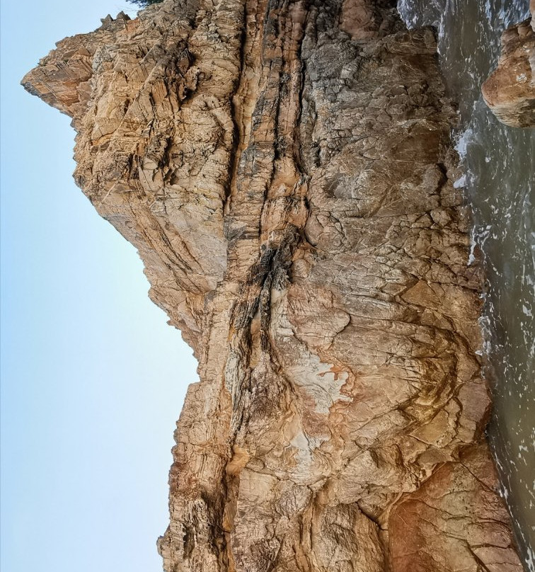 Bai Da Nhay (Jumping rock beach)-洞海必去景点